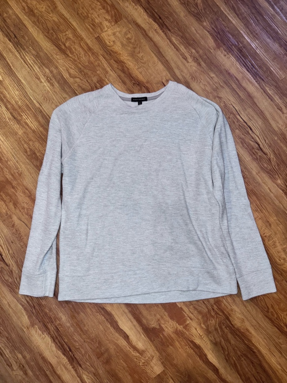 Banana Republic Grey Pullover Men’s size XL Long Sleeve Crew Neck Knit shirt The